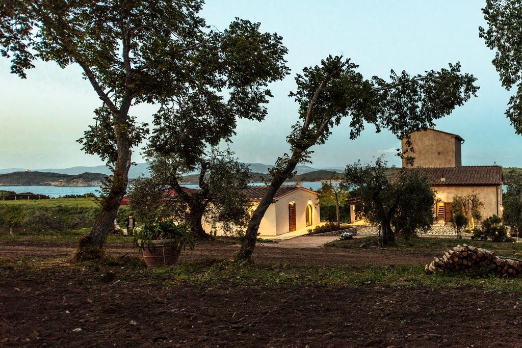 Torre Di Baratti Bio Resort ポプローニア エクステリア 写真