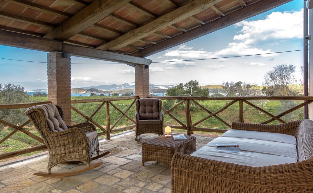 Torre Di Baratti Bio Resort ポプローニア エクステリア 写真